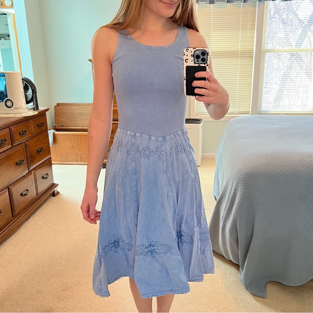 Vintage periwinkle elastic and embroidered dress